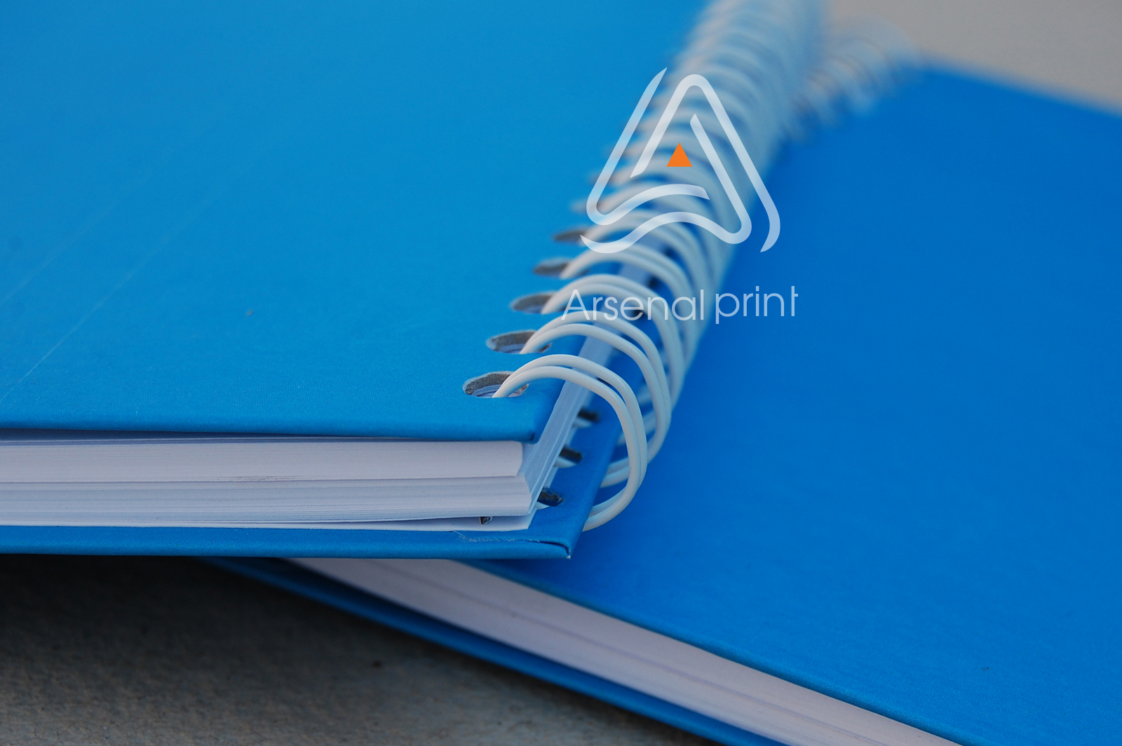 bloknot tverdaya oblogka