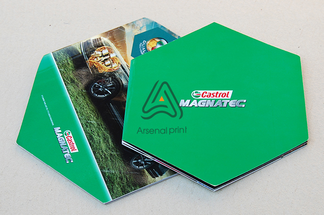 Брошури з висічкою