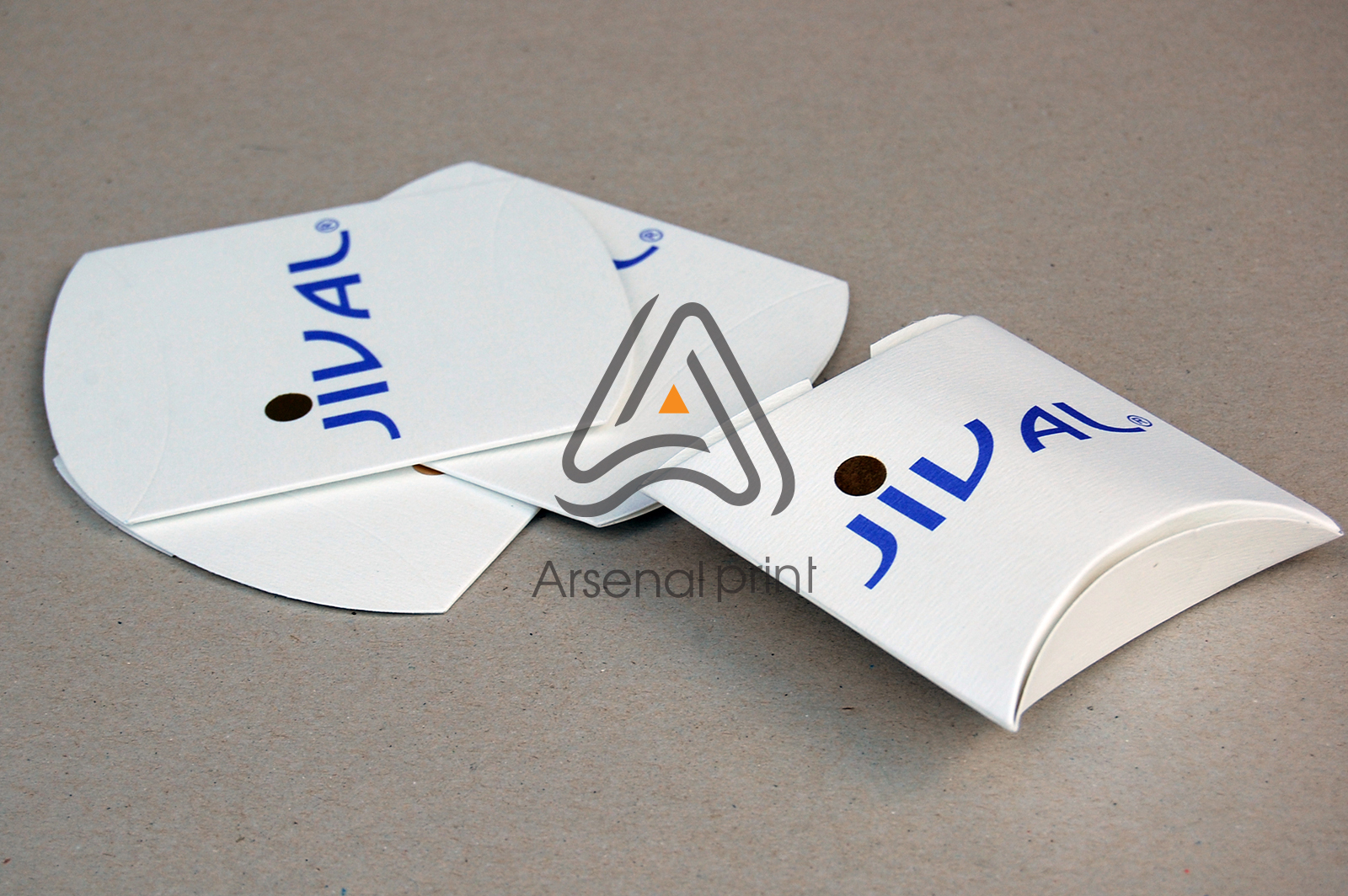 zakazat-konver-korobka