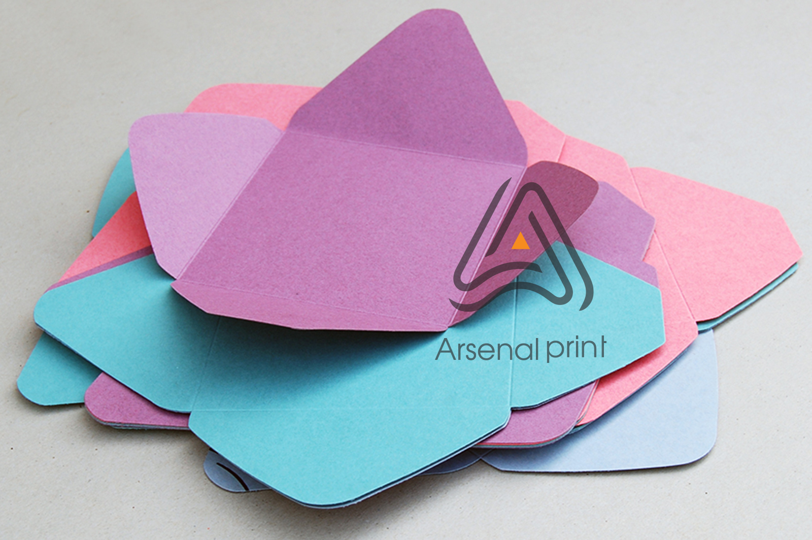 zakazat-konvert-kvadrat