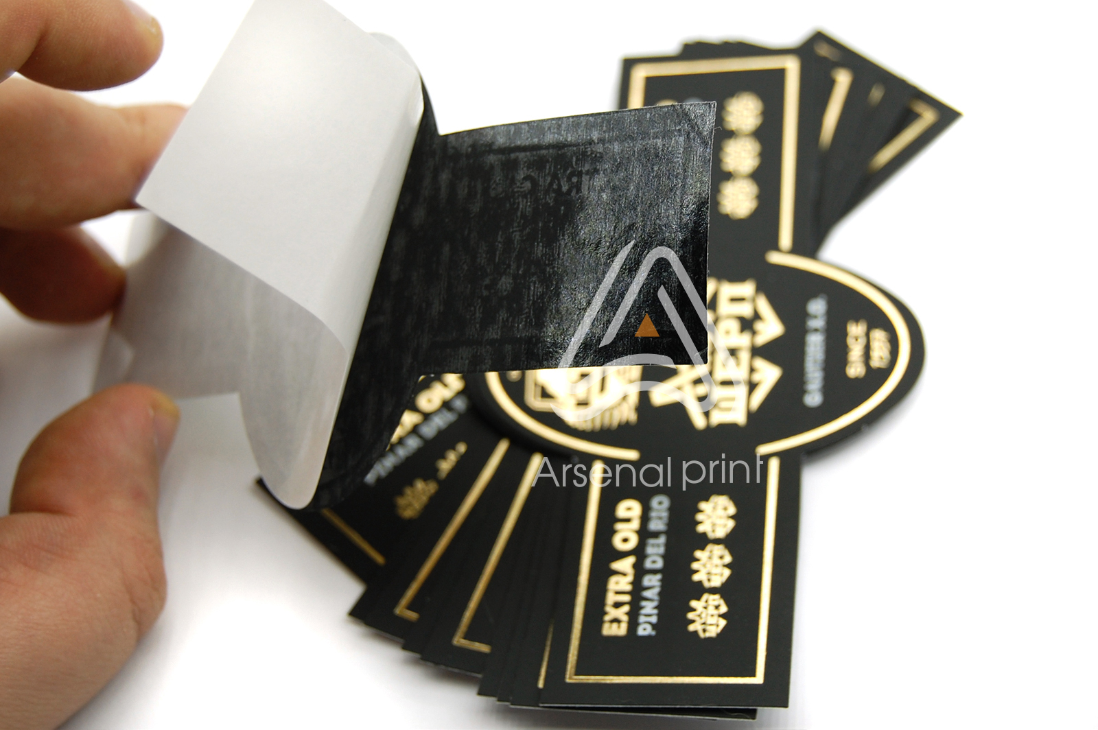 pechat nakleek tisneniye