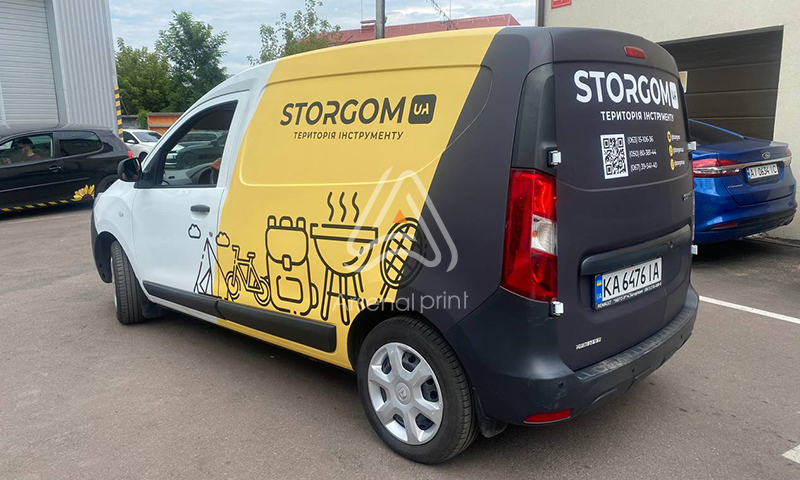 Замовити рекламну поклейку на авто