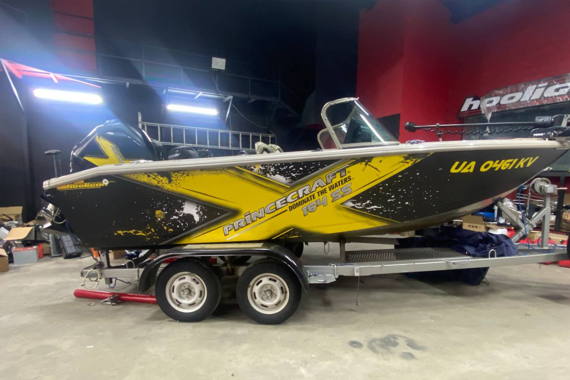 Поклейка лодок