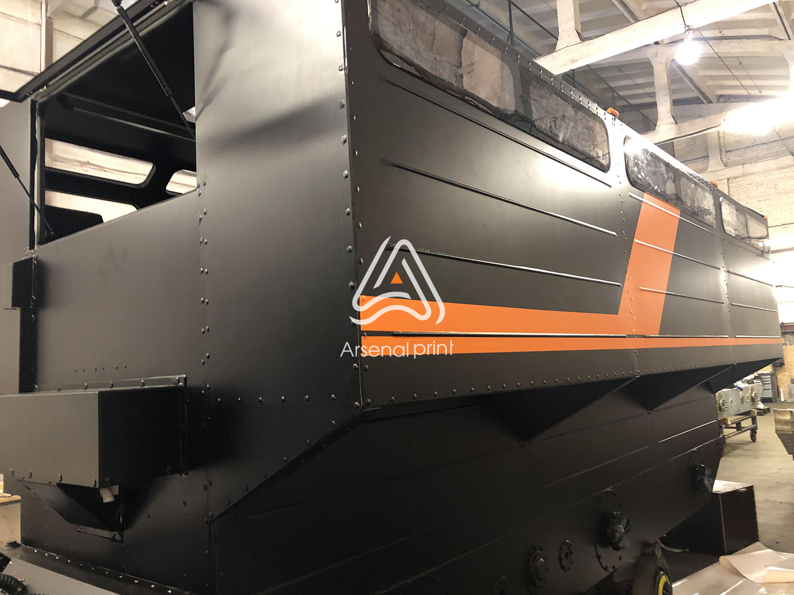 polnaya-okleyka-plenkoy