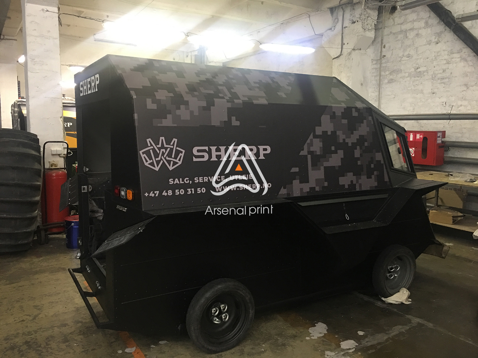 zakazat-okleyku-plenkoy