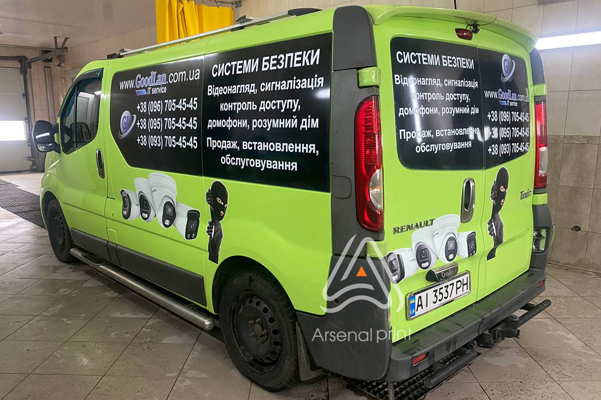 Поклейка автомобіля плівкою - рекламна