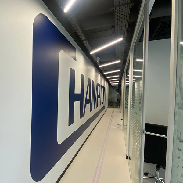 Поклейка офісних перегородок - Наклеїти логотип