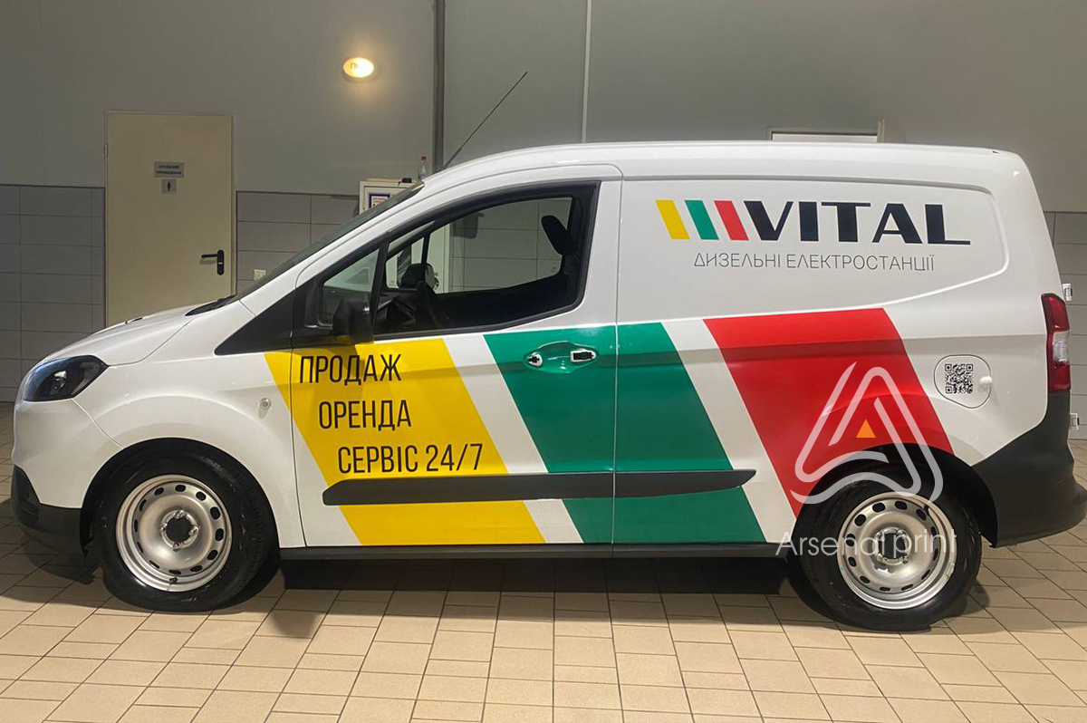 Поклейка реклами на авто