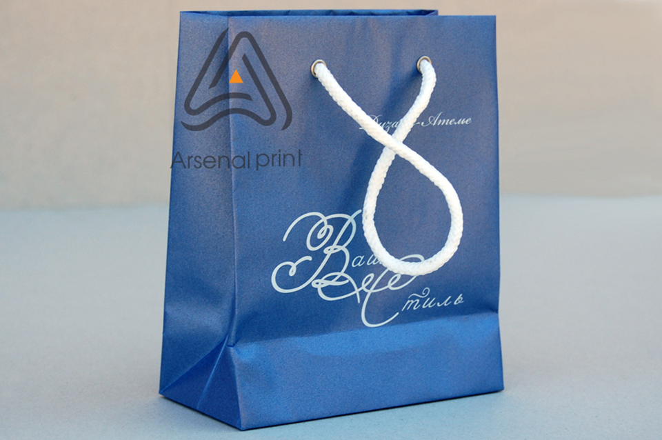 Друк на паперових пакетах - дизайнерский картон