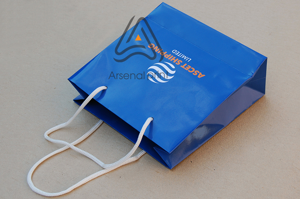 Паперові ламіновані пакети - на замовлення