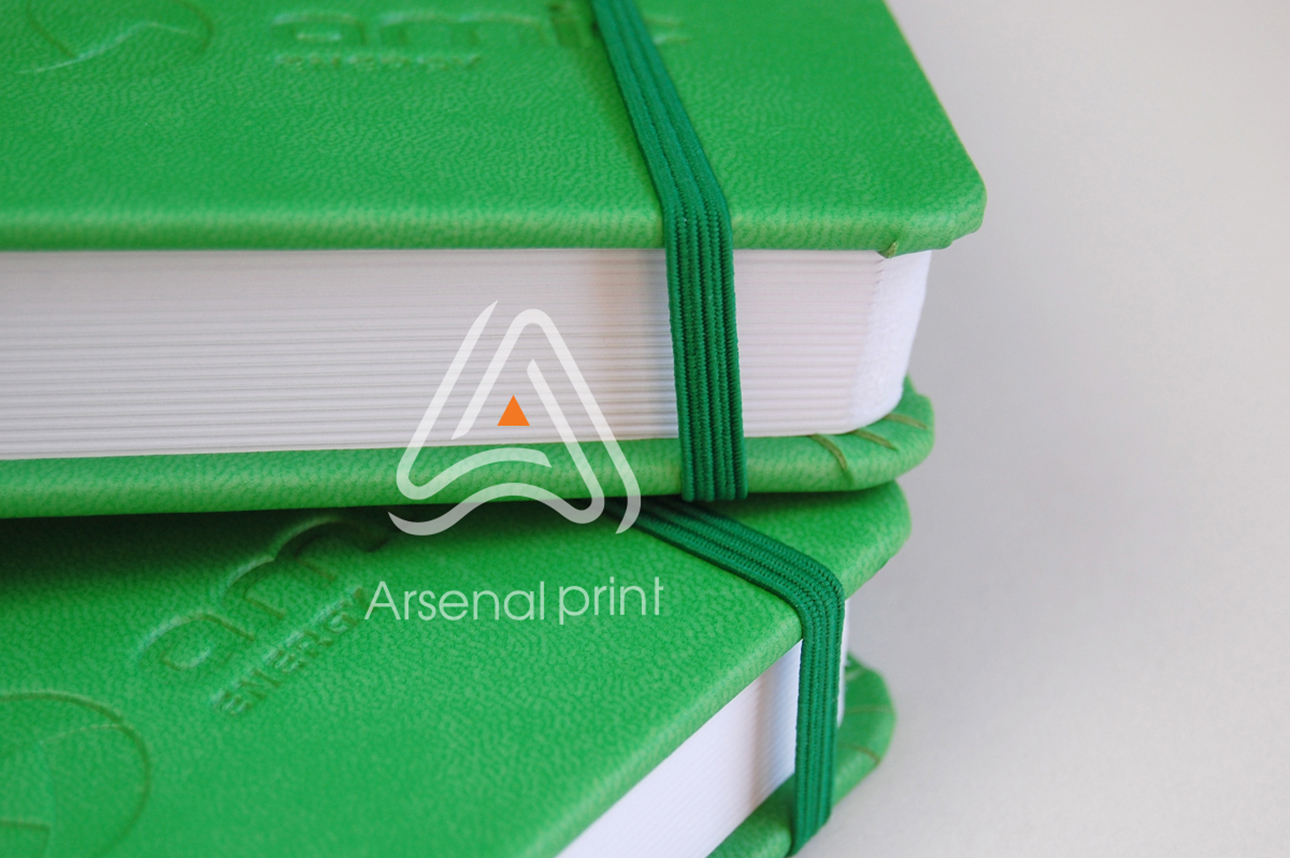 Блокнот з резинкою