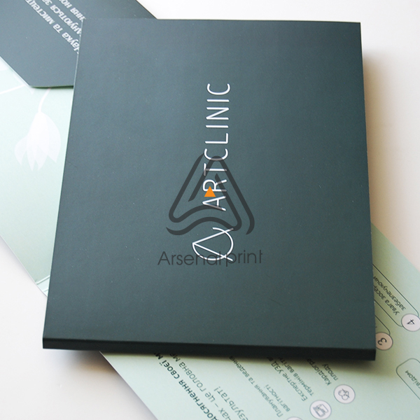 Картонна папка для аркушів А5