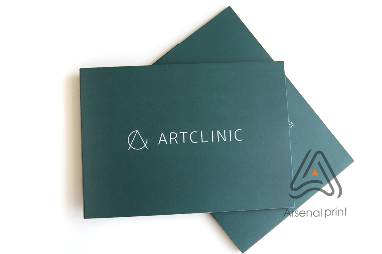 Паперова папка з висічкою, для А5