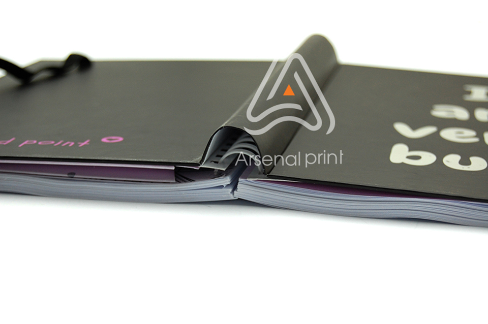 Блокнот з прихованою пружиною