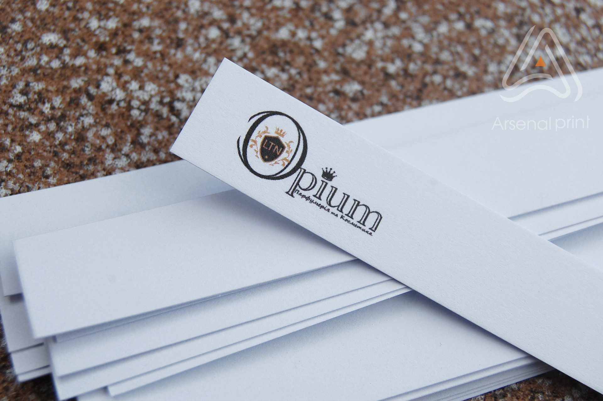 fragrance-tester-blotters