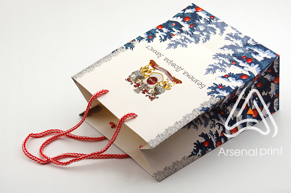 Друк картонних пакетів з ламінацією