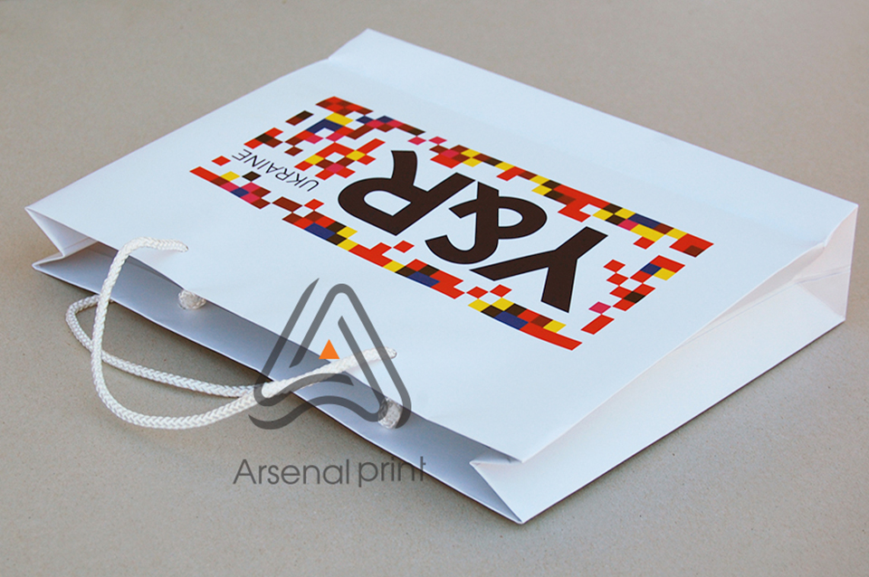 Друк картонних пакетів