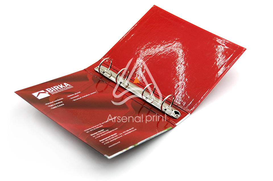 Папка з круглими кільцями