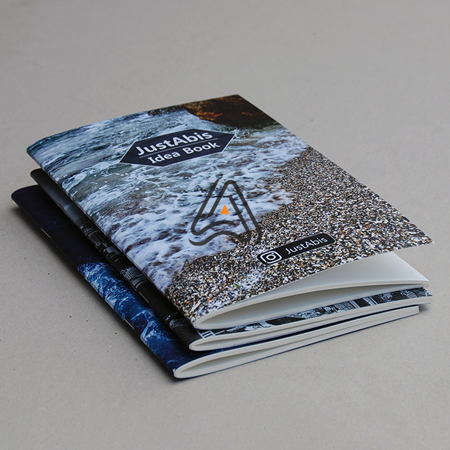 Друк зошитів - А4 формат 24 сторінки (12 аркушів)