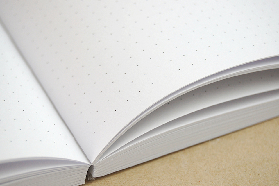 Блок прошитий в крапку-продаж готових блоків