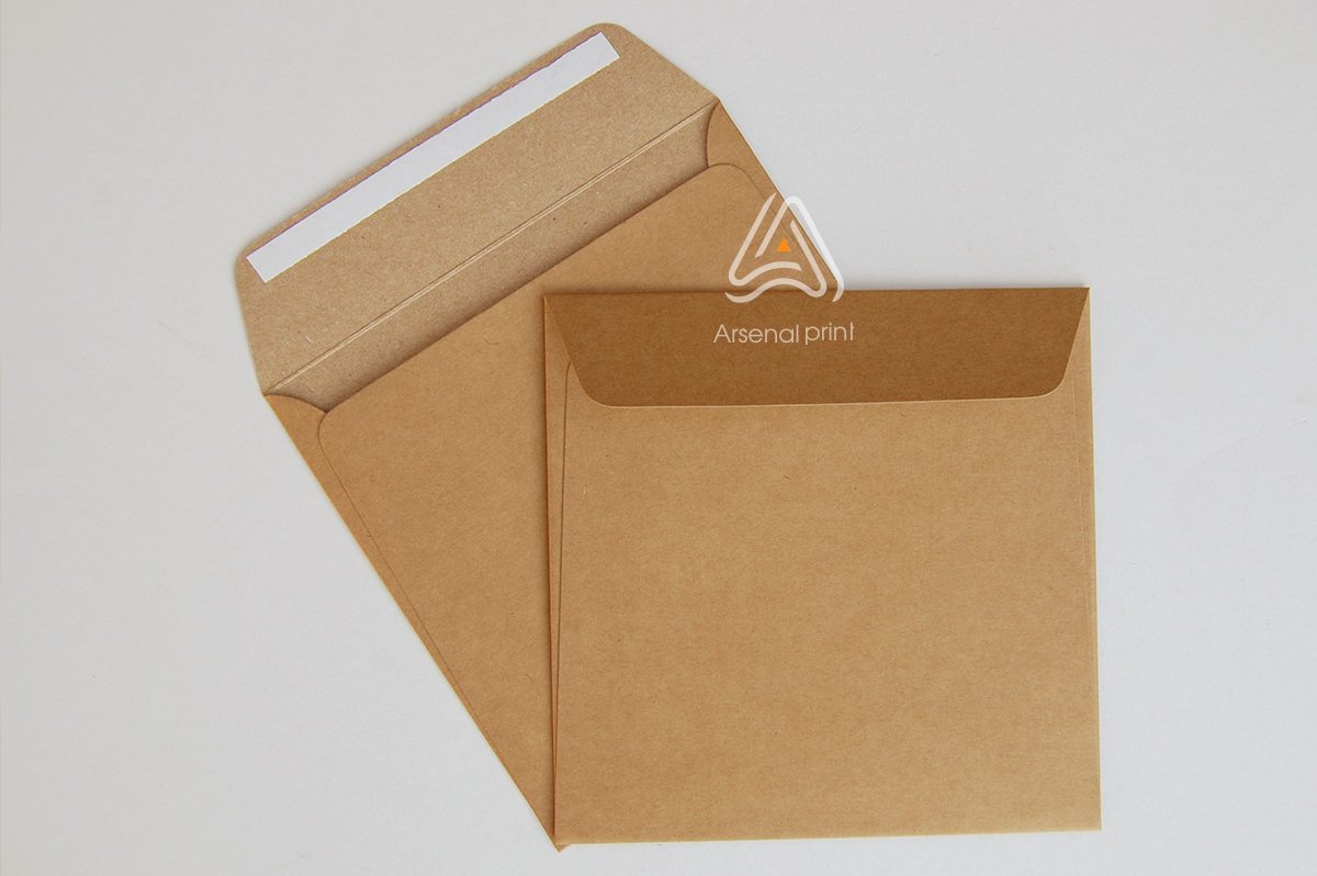 Замовити картонні крафт конверти 155х155мм