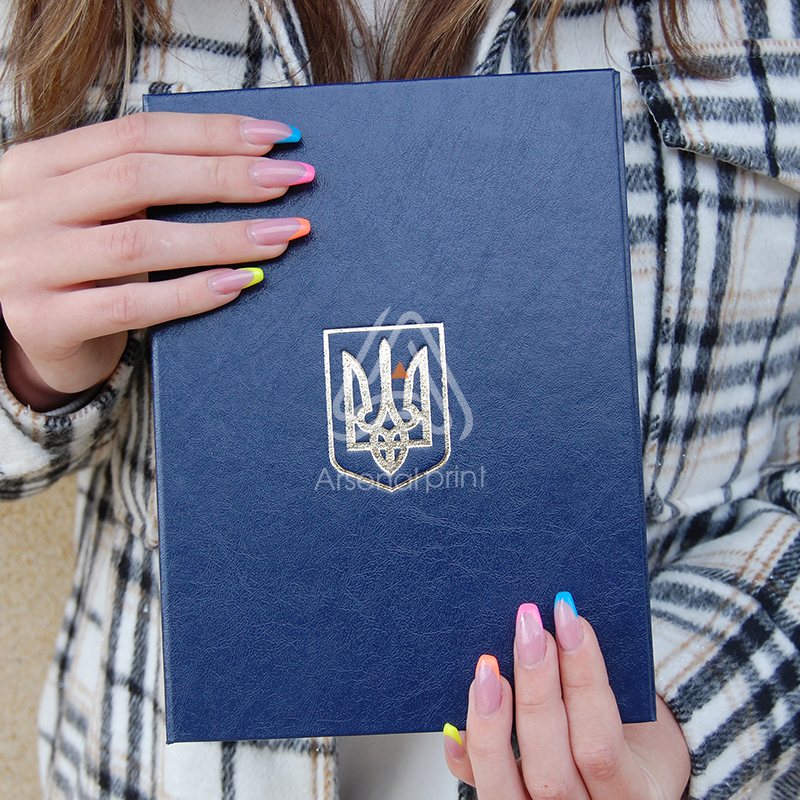 Обкладинка А5 з тисненням Герб