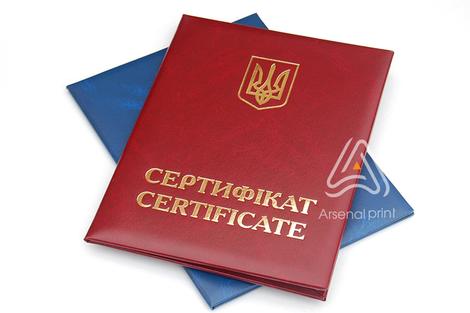 Обкладинка А5 із стрічкою фіксатором