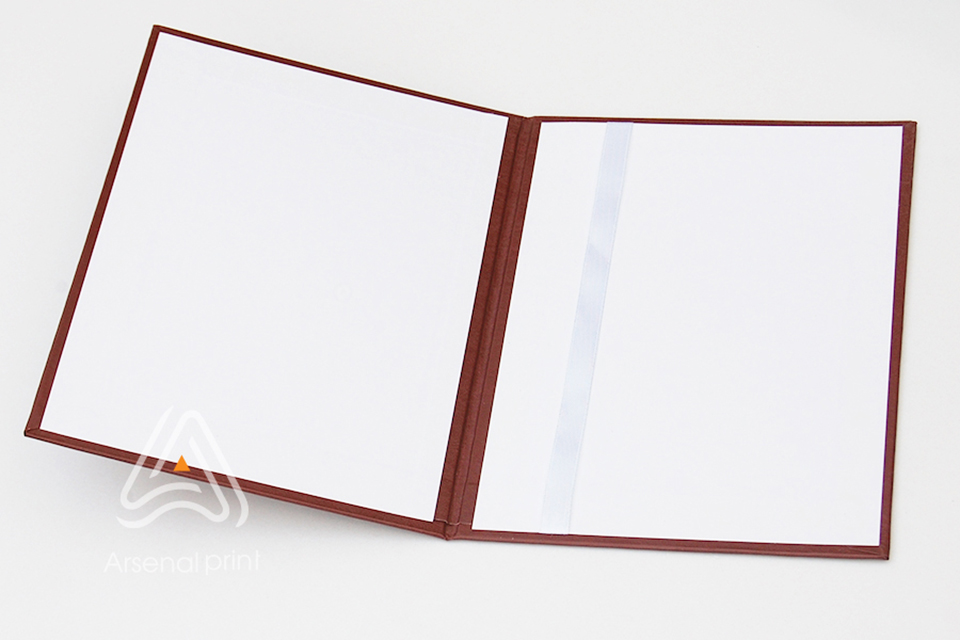 Замовити Диплом червоний, під А5