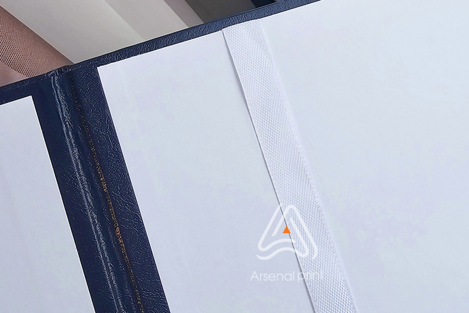 Обкладинка до дипломів Бакалавра