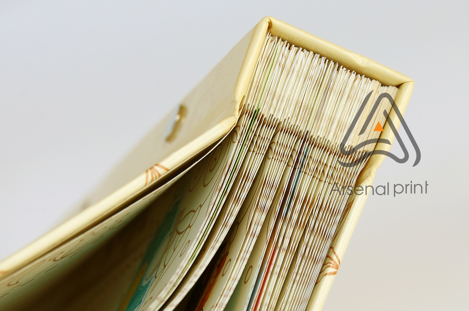 tverdiy pereplet fotoalbom