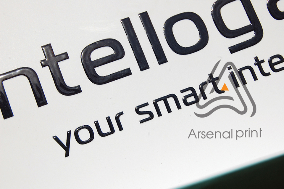 Об'ємне УФ лакування