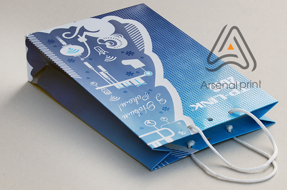 Вибіркове УФ лакування